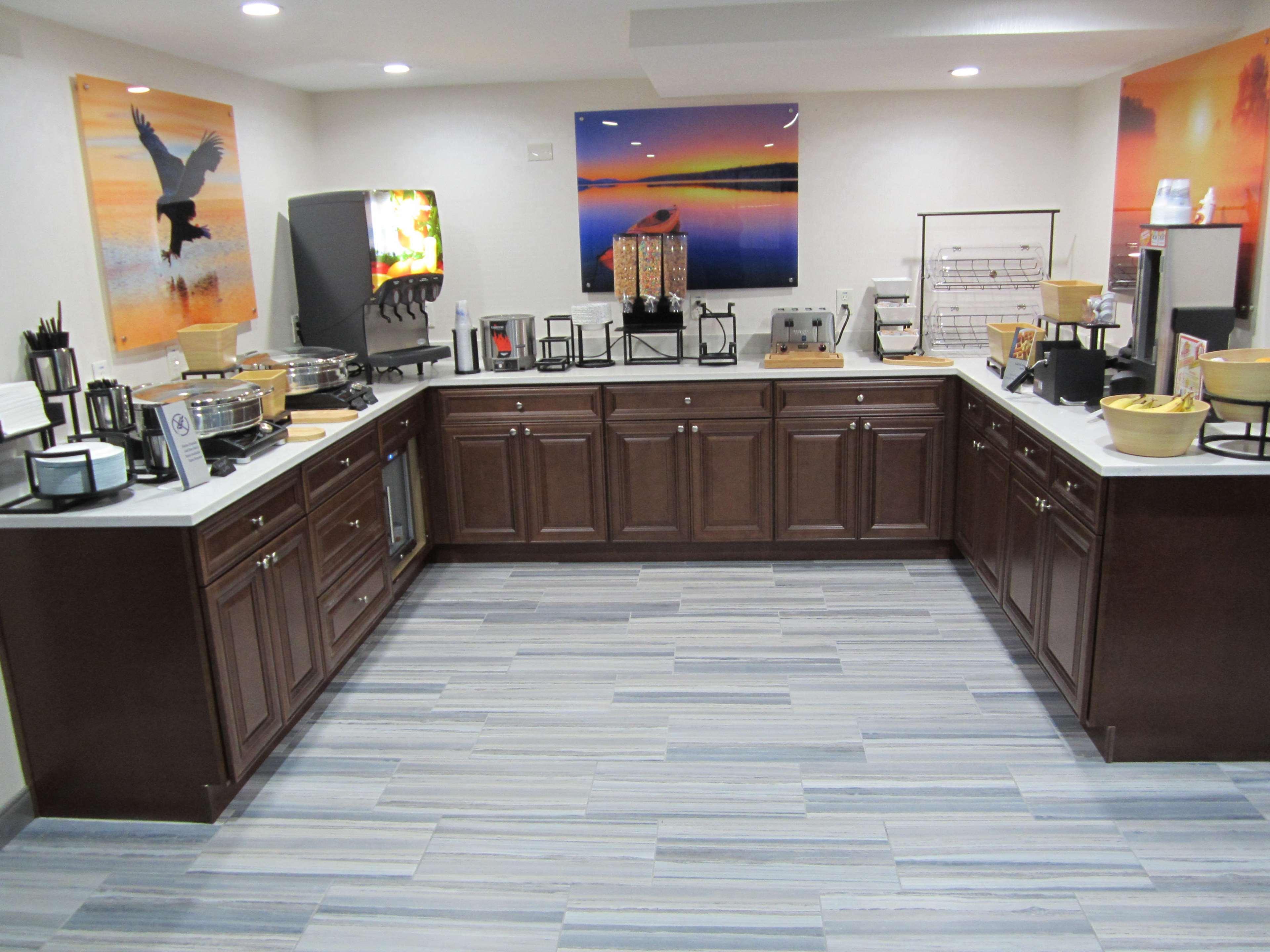 Best Western Atlanta-Marietta Ballpark Hotel Waterford Εξωτερικό φωτογραφία