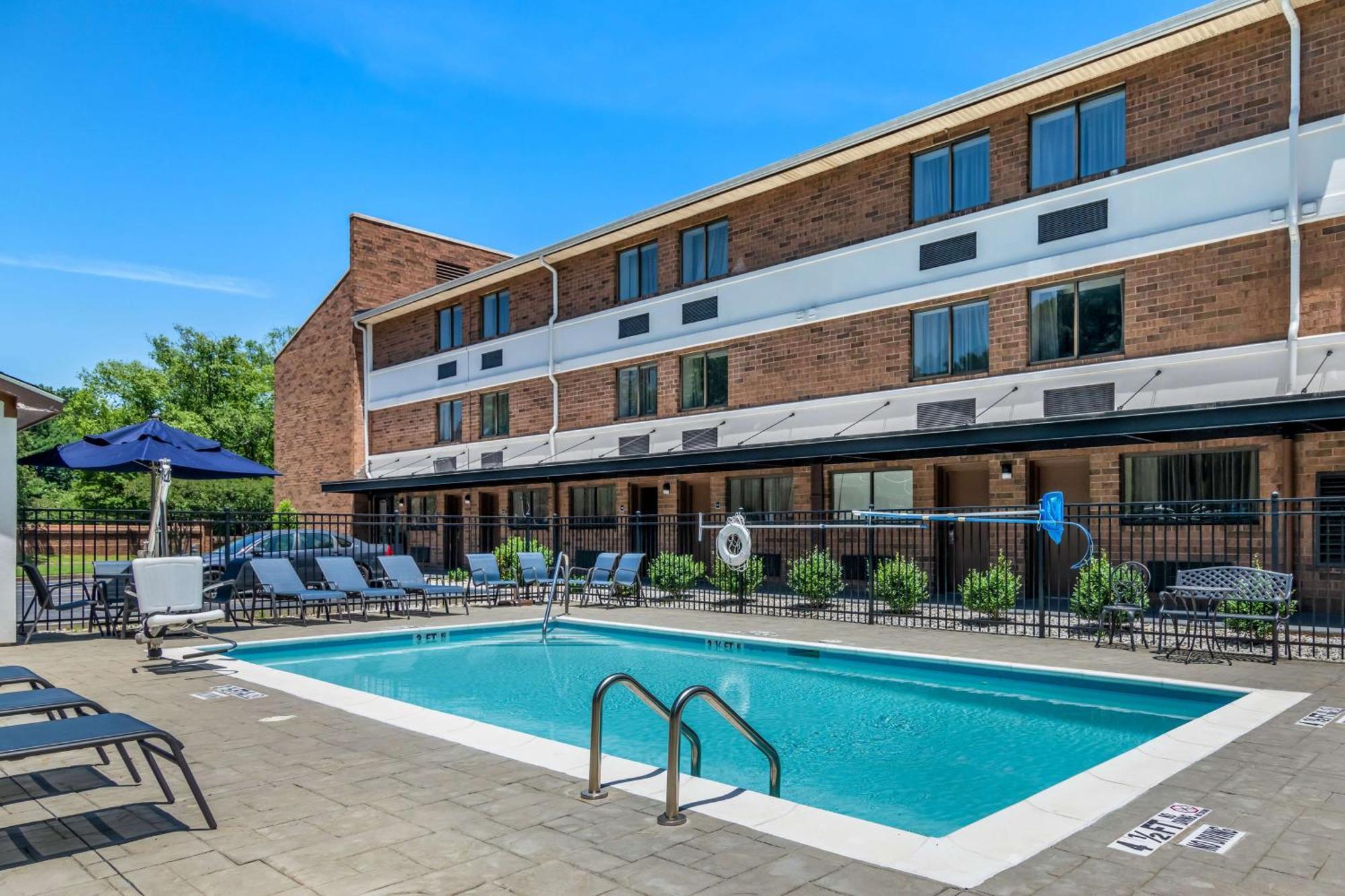 Best Western Atlanta-Marietta Ballpark Hotel Waterford Εξωτερικό φωτογραφία