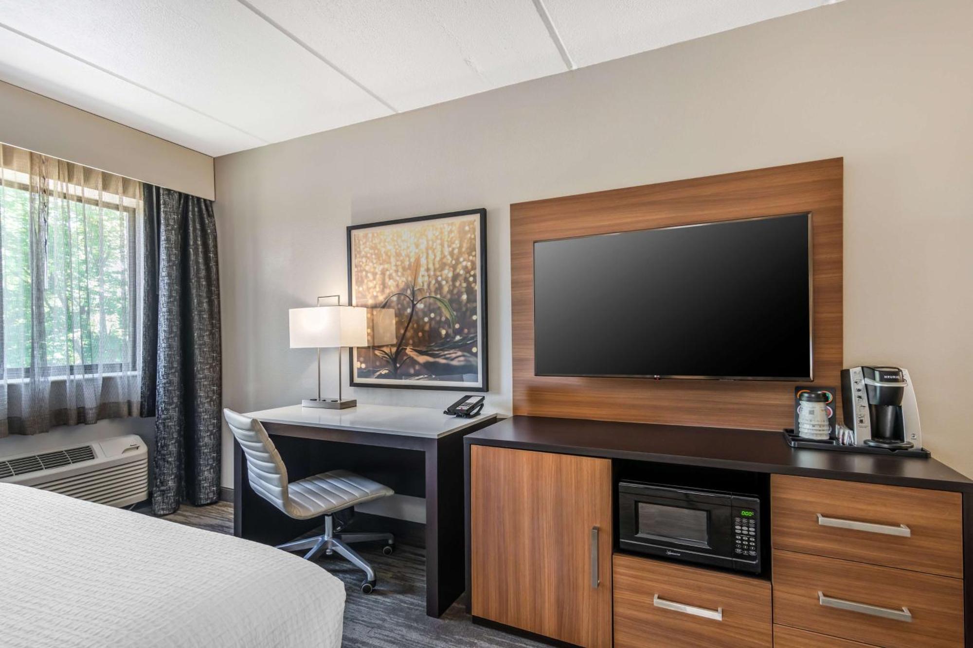 Best Western Atlanta-Marietta Ballpark Hotel Waterford Εξωτερικό φωτογραφία