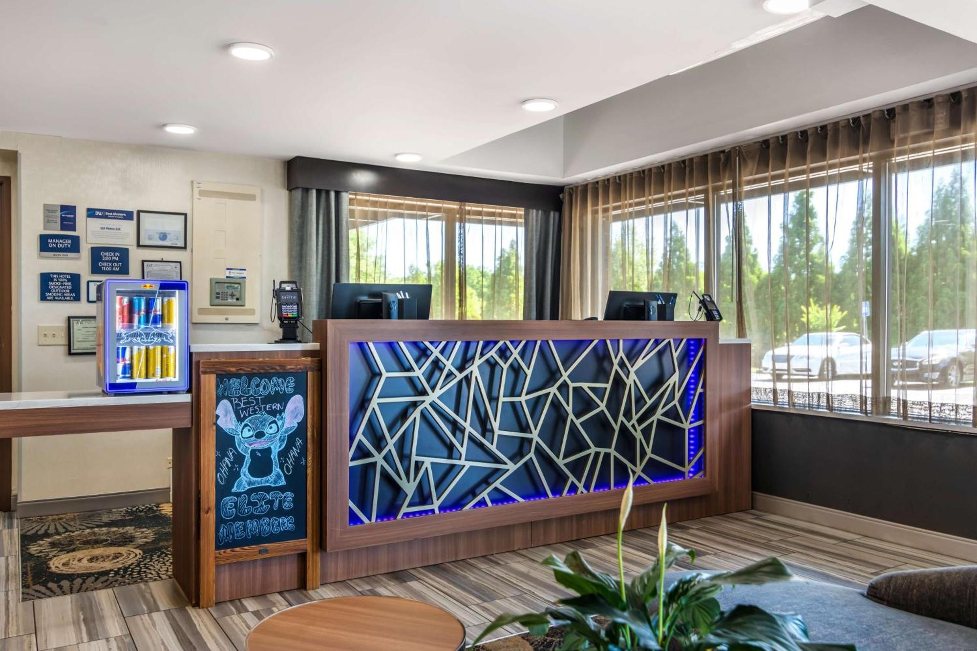Best Western Atlanta-Marietta Ballpark Hotel Waterford Εξωτερικό φωτογραφία